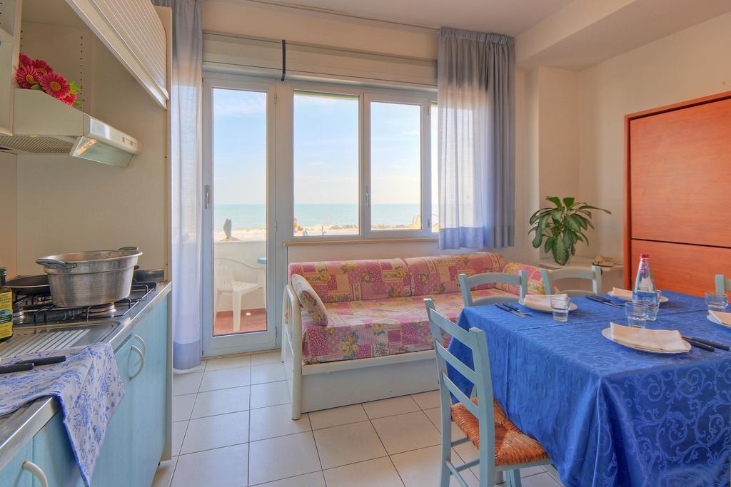 Bianchi Hotel & Residence Porto Recanati Eksteriør billede